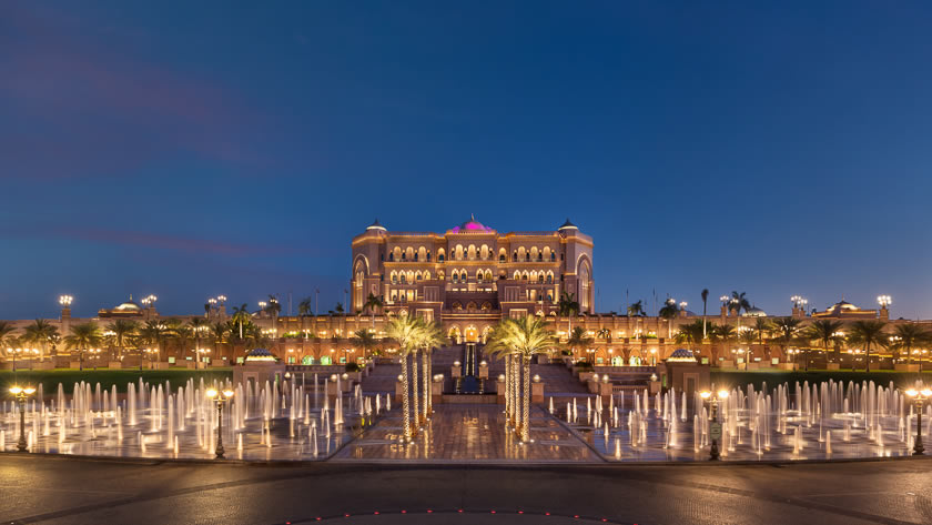 Emirates-Palace-Fountains
