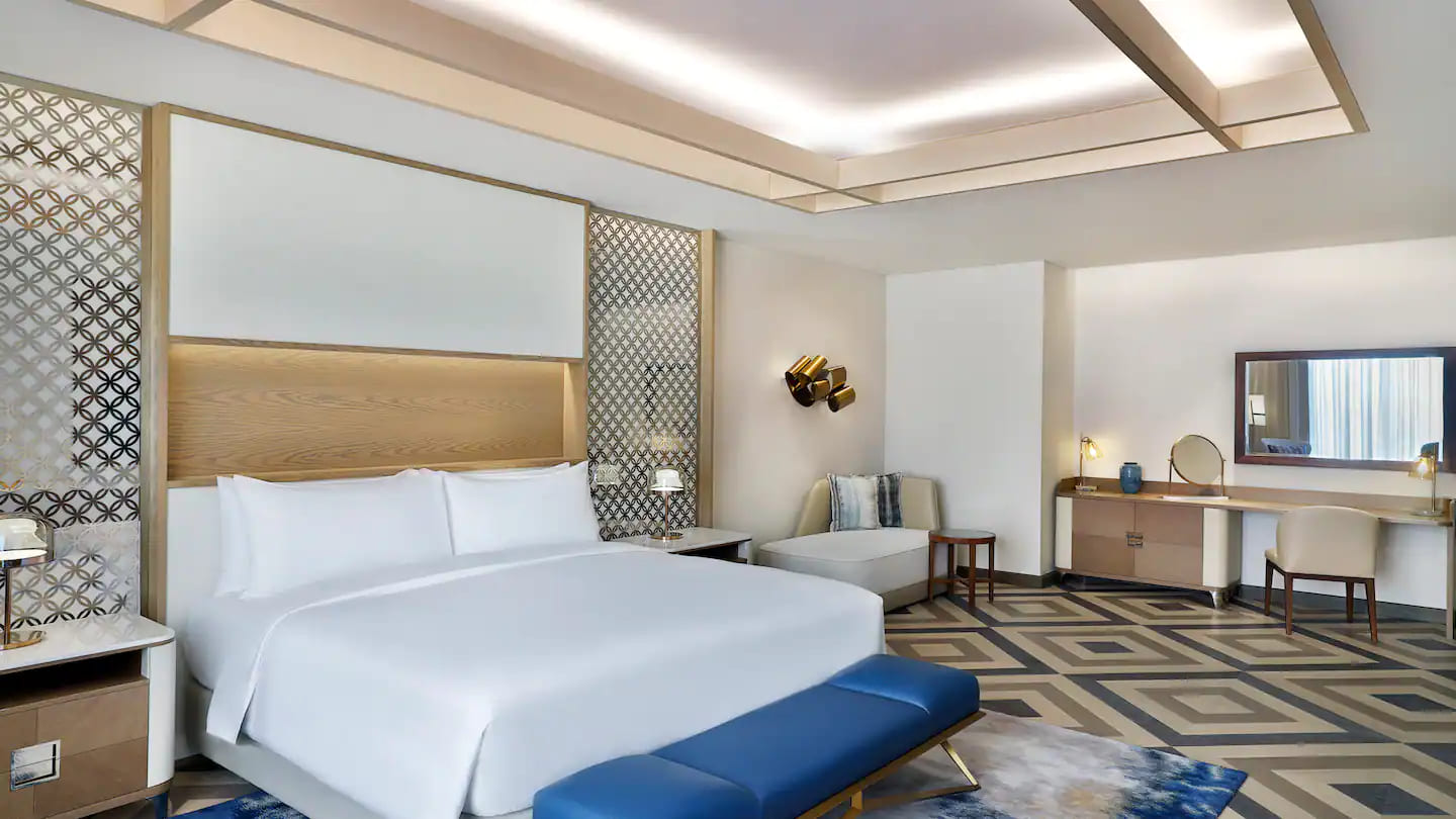 Hilton Abu Dhabi Yas Island Presidential Suite Master 1